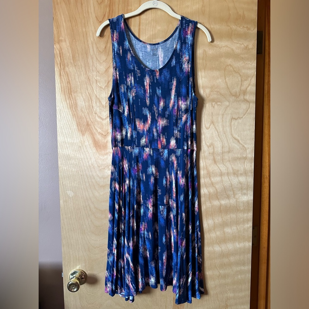 💕 A.N.A 💕 Sleeveless Blue and Pink Patterned Silk Knit Dress